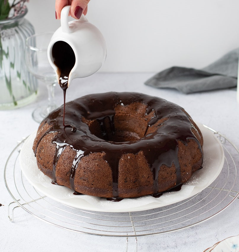 Banana Bundt Cake | Rollagranola | Healthy Granola Recipes