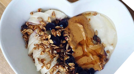 Simply vegan yoghurt bowl