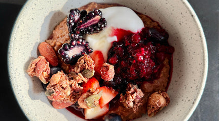 Chocolate oats with a homemade berry compote