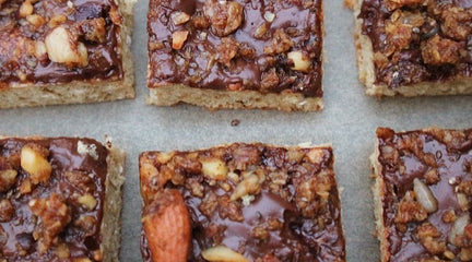Scrummy Nutella and Rollagranola Slice!