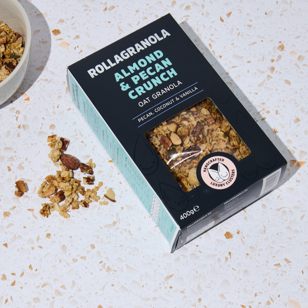 Healthy vegan, gluten-free and low sugar granola 